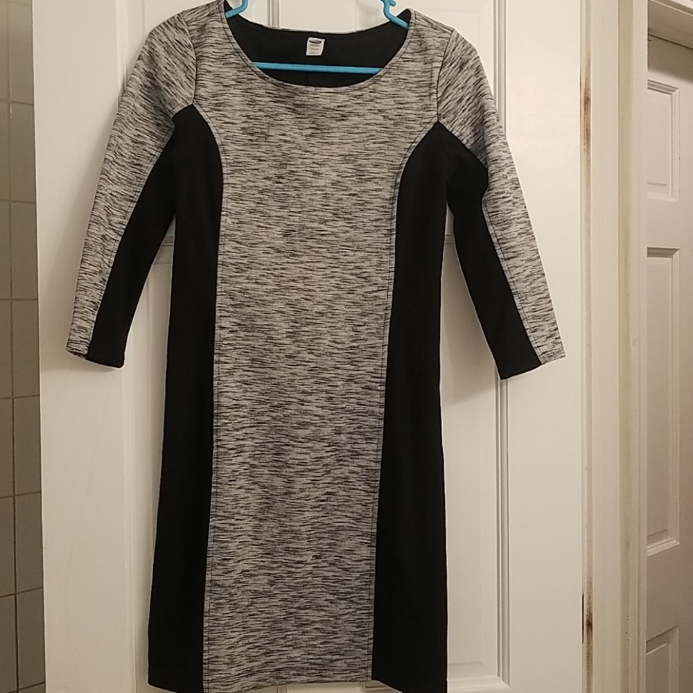 Old Navy black and gray dress